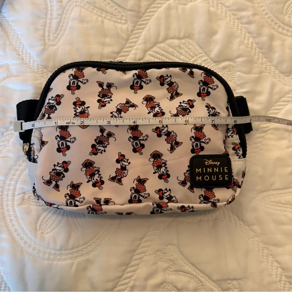 Disney Minnie Mouse crossbody bag with 2 piece bonus